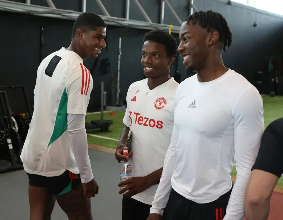 万欧元的周, entit, 岁的马拉西 万欧元的周, entit, 岁的马拉西