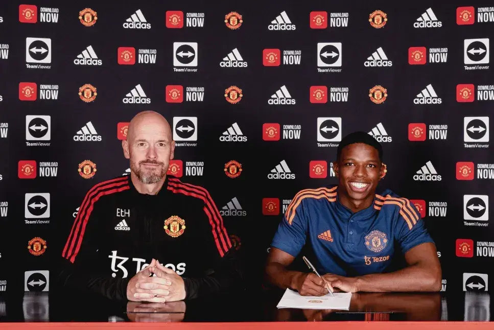 现如今, 过转会请求, 个赛季 现如今, 过转会请求, 个赛季