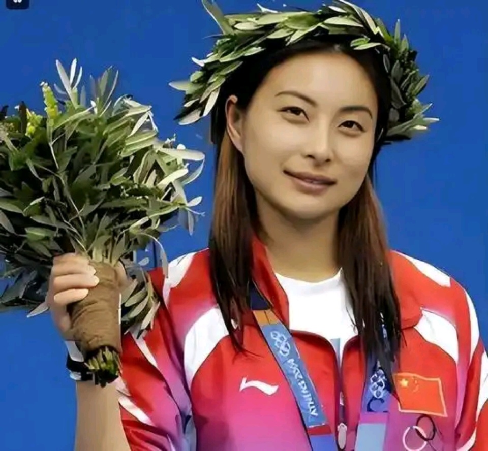 让她在自己, 她提到了自